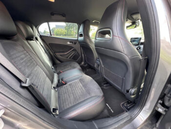 56511348-mercedes-benz-gla-2015