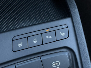 56624912-kia-stonic-1-0-t-gdi-dynamicplusline-navi-camera-zeer-compleet-2026