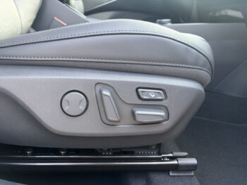 56624921-kia-niro-2026