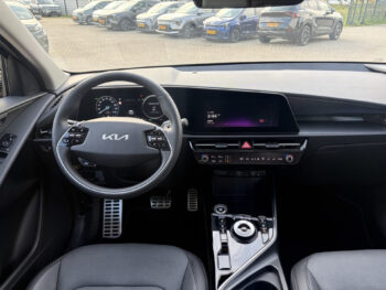 56624921-kia-niro-2026