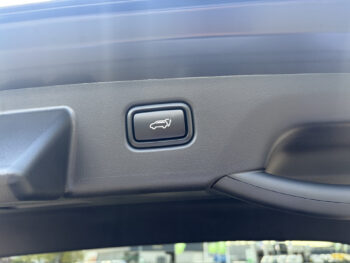 56624921-kia-niro-2026