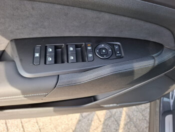 56624927-kia-sportage-1-6-phev-gt-plusline-2026