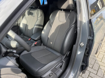 56687412-audi-q2-2017
