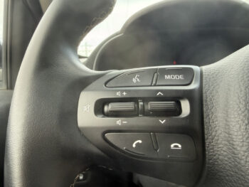 56805372-kia-picanto-2023