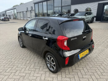 56805372-kia-picanto-2023