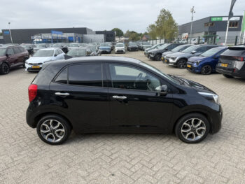 56805372-kia-picanto-2023