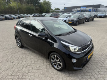 56805372-kia-picanto-2023