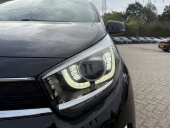 56805372-kia-picanto-2023