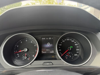 56833808-volkswagen-tiguan-2017