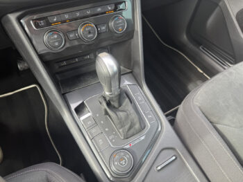 56833808-volkswagen-tiguan-2017