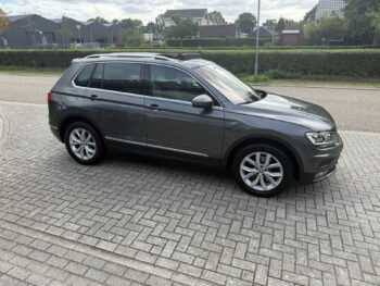 56833808-volkswagen-tiguan-2017