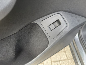 56833808-volkswagen-tiguan-2017