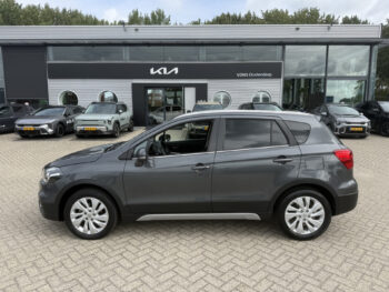 56859344-suzuki-s-cross-2021