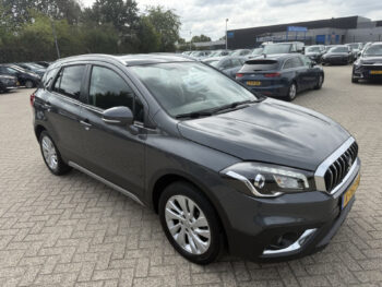 56859344-suzuki-s-cross-2021