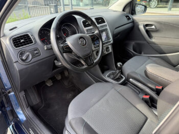 56975621-volkswagen-polo-2016