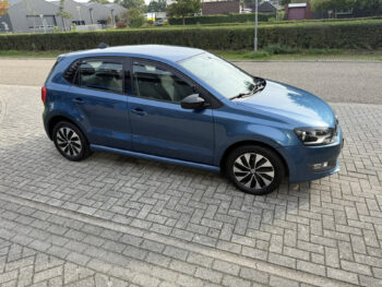 56975621-volkswagen-polo-2016