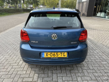 56975621-volkswagen-polo-2016