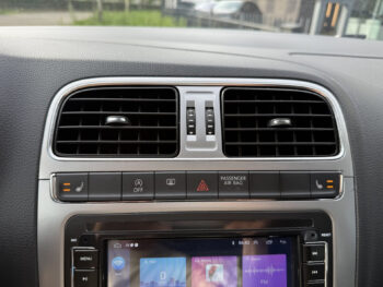 56975621-volkswagen-polo-2016