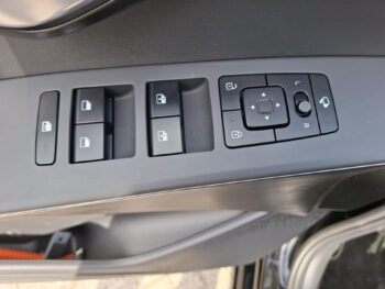 57033925-kia-niro-1-6-hev-dynamicline-2022