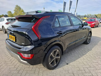 57033925-kia-niro-1-6-hev-dynamicline-2022