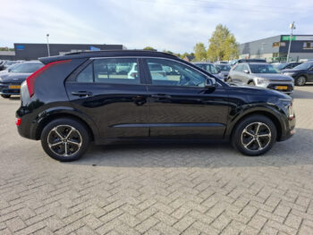 57033925-kia-niro-1-6-hev-dynamicline-2022