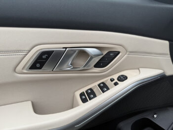 57282909-bmw-3-serie-330e-high-executive-2019