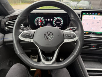 57320525-volkswagen-tiguan-1-5-etsi-r-line-pano-black-pakket-360-dealeronderhouden-nl-auto-2024