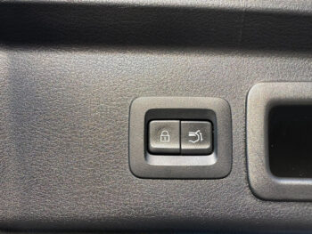 57337824-mazda-cx-30-2-0-e-skyactiv-i-camera-i-trekhaak-i-navi-i-nieuwstaat-2022