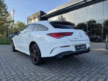 57423967-mercedes-benz-cla-klasse-shooting-brake-250-e-amg-line-2021
