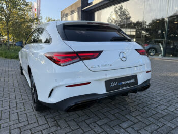 57423967-mercedes-benz-cla-klasse-shooting-brake-250-e-amg-line-2021