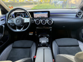 57423967-mercedes-benz-cla-klasse-shooting-brake-250-e-amg-line-2021