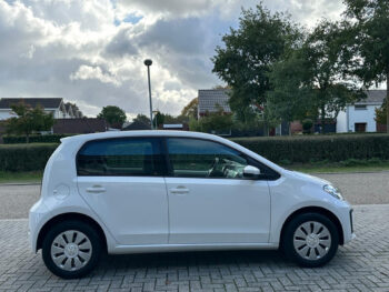 57515048-volkswagen-up-1-0-bmt-move-up-2018