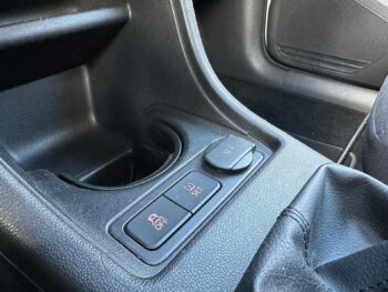 57515048-volkswagen-up-1-0-bmt-move-up-2018