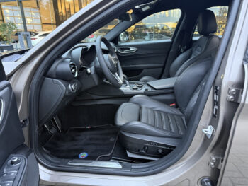 57733014-alfa-romeo-giulia-2-0t-super-2021