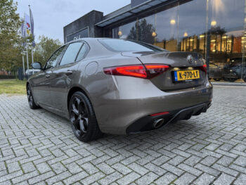 57733014-alfa-romeo-giulia-2-0t-super-2021