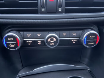 57733014-alfa-romeo-giulia-2-0t-super-2021