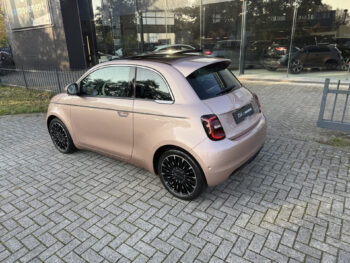 57758851-fiat-500e-la-prima-42-kwh-2022